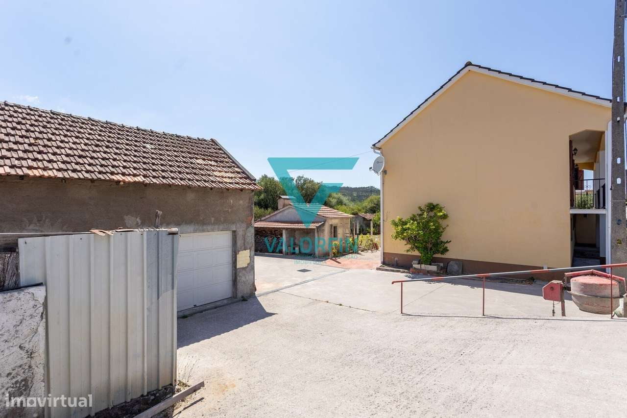 Moradia T5 c/ 1818 m² de Terreno - CAXARIAS / OURÉM-31