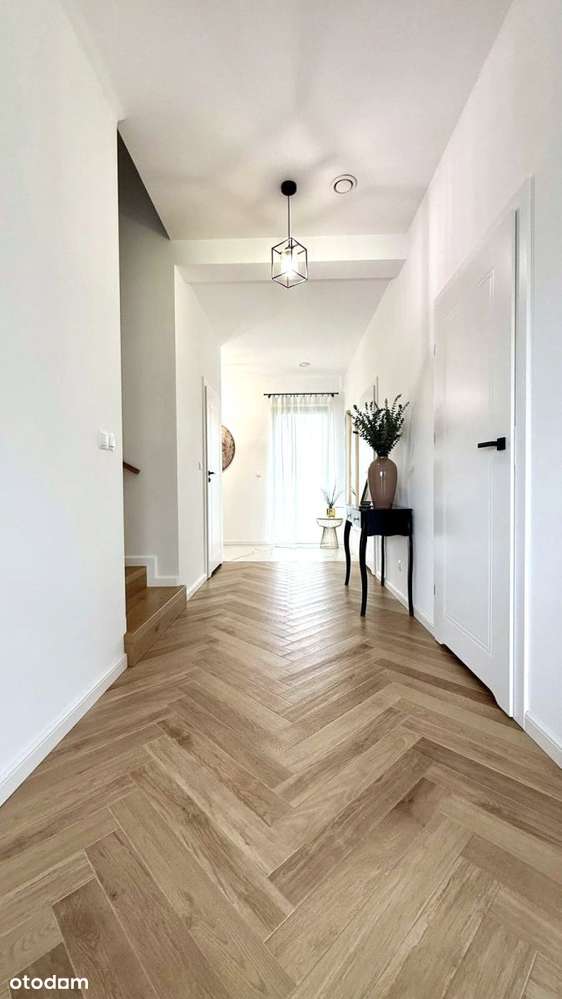 5 sypialni / nowy / wolnostojący/ 7 min do Bielan-5