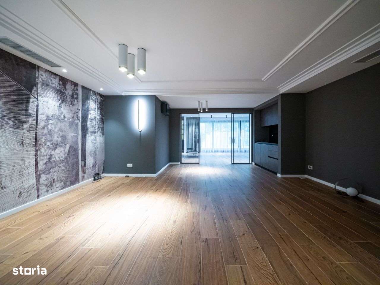 Vanzare - O proprietate magnifica cu gradina in Cartierul Francez-5