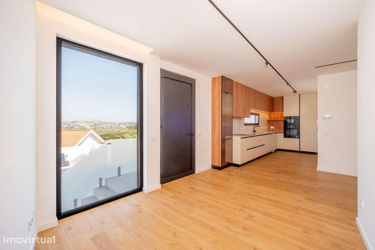 T3 Exclusivo | Design Contemporâneo | prox. à Praia da Areia Branca-16