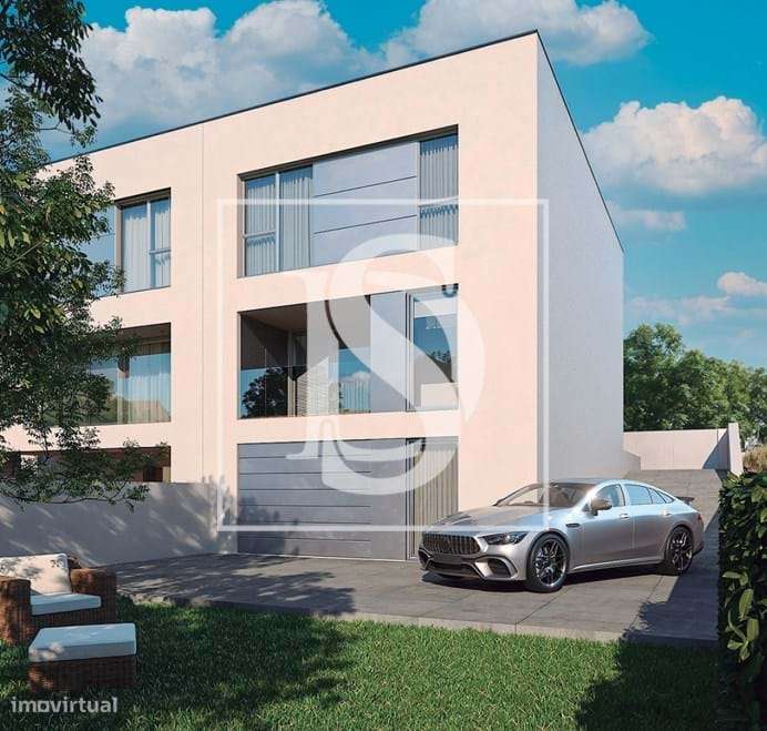 Moradia T4 Nova-Madalena Vilas-5