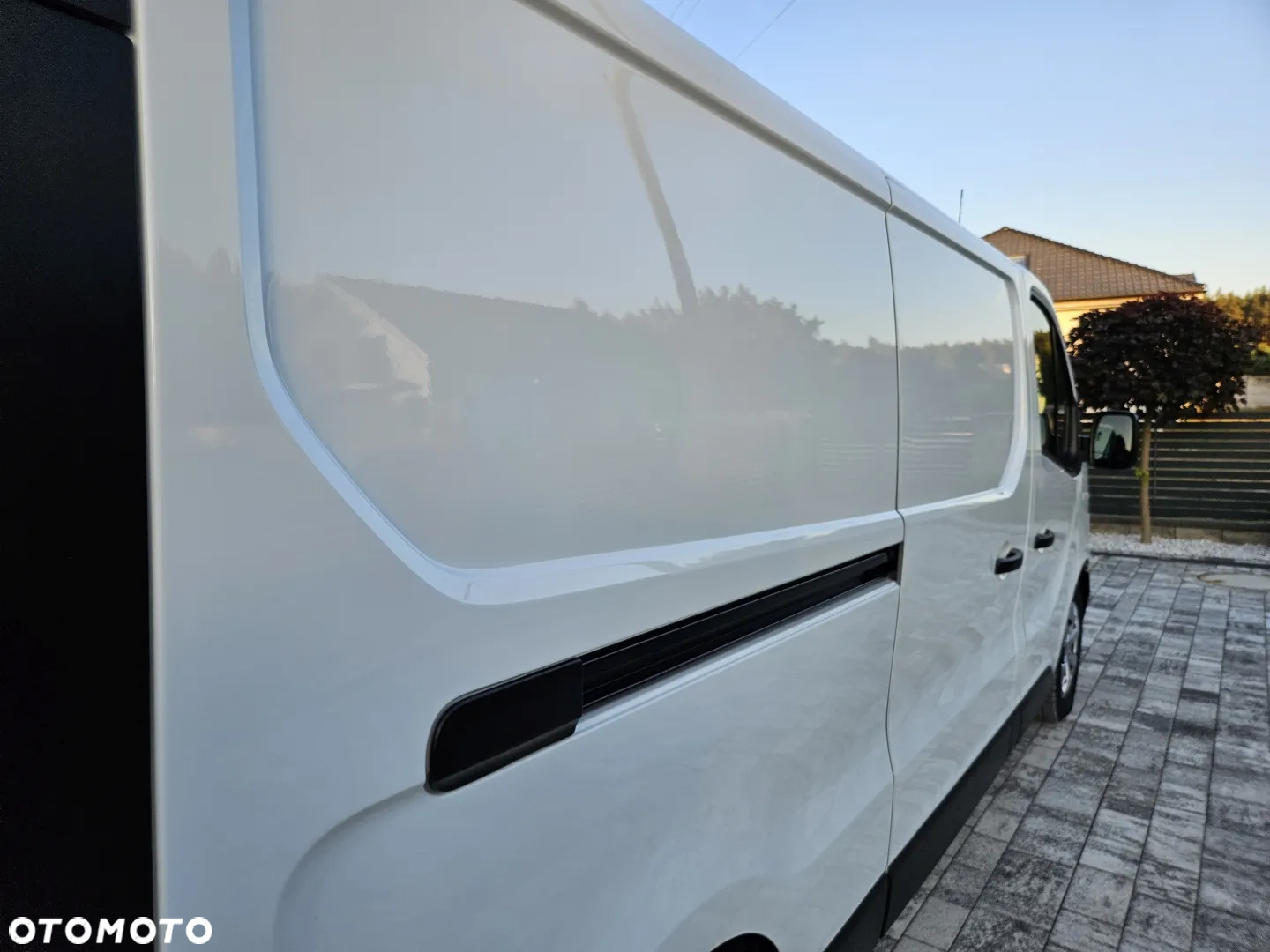 Renault Trafic III Chłodnia Izoterma L2H1 59tyś km SalonPL FV23% - 14