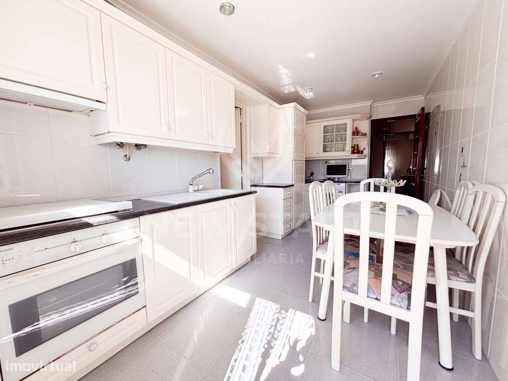 Apartamento T3 no centro da cidade de Olhão - Grande imagem: 4/14