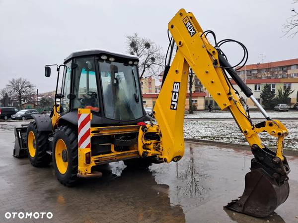 JCB 4CX - 4