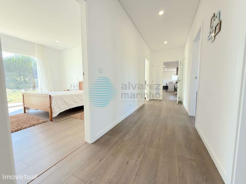 Excelente Moradia/Quintinha PISO TÉRREO V4, Ramalhal-16