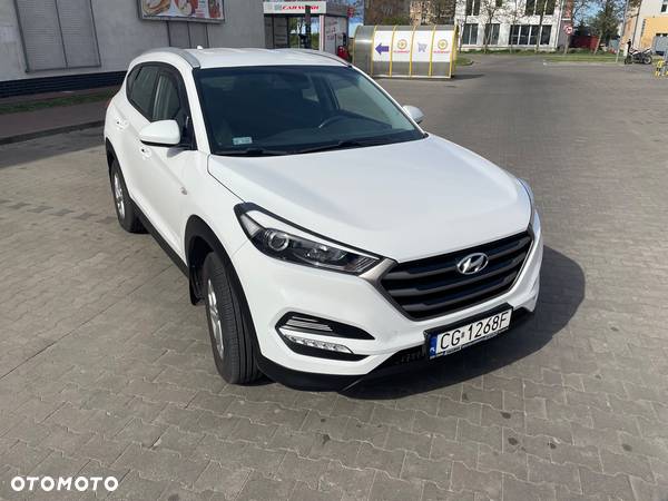 Hyundai Tucson 1.6 GDI BlueDrive Comfort 2WD - 5