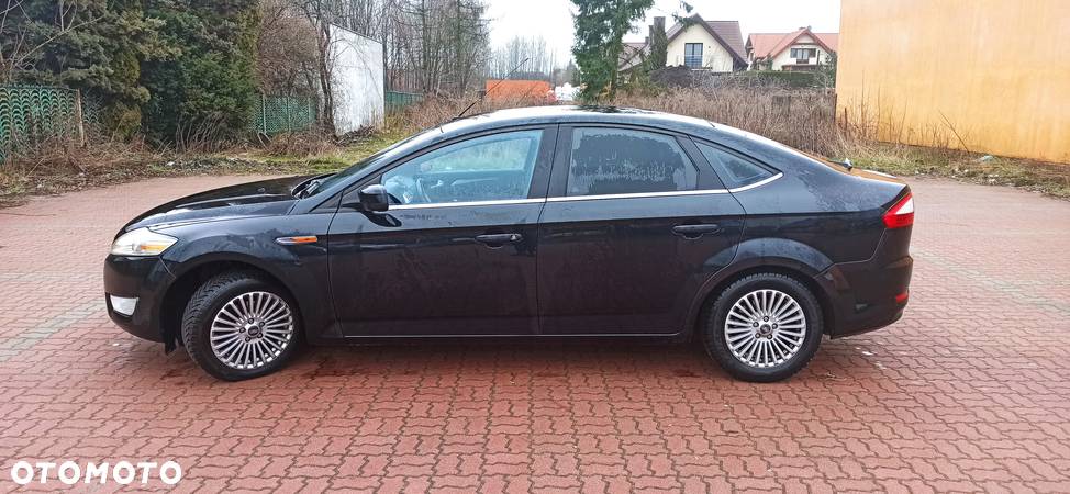 Ford Mondeo 1.8 TDCi Ghia - 11