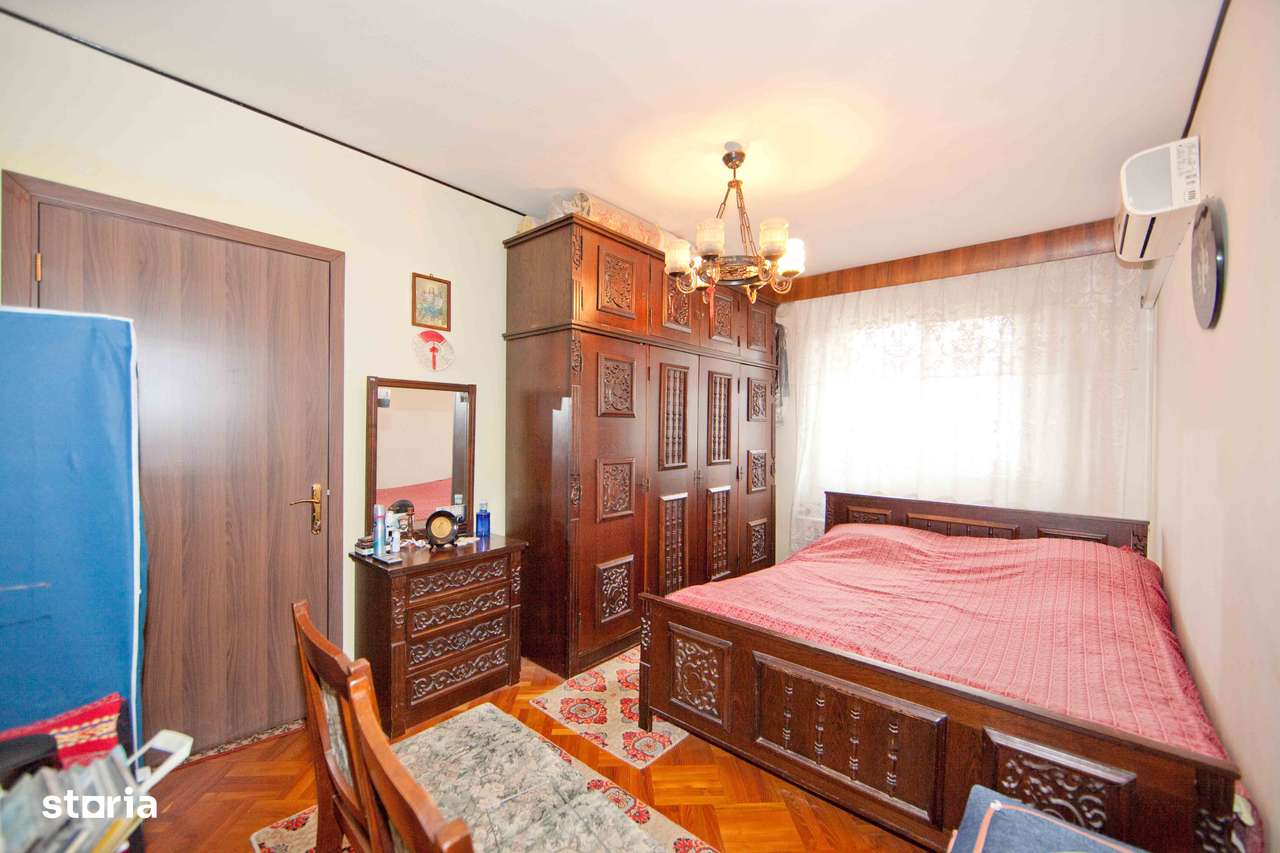 3 camere stradal pe Bulevardul Tineretului vizavi de parc langa metrou-4