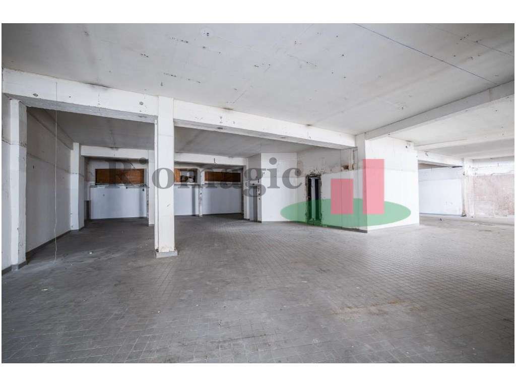 Loja de Comércio perto da zona histórica de Leira ****RIOMAGIC**** - Grande imagem: 3/9