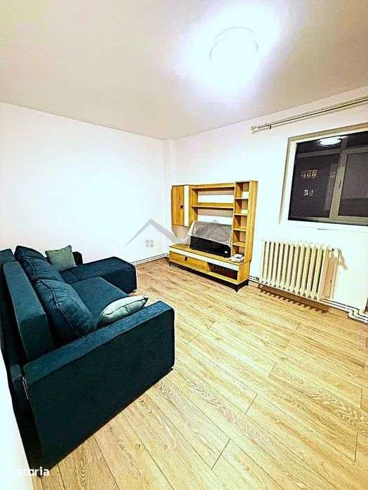 Apartament 3 camere pacurari etajul 2-3