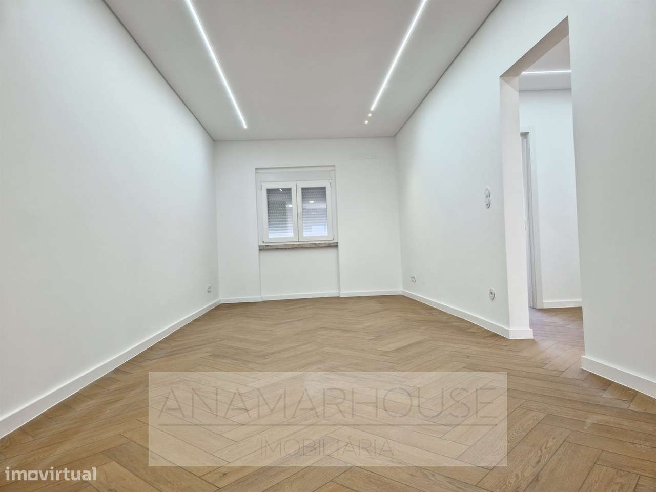 T3 Remodelado com varandas na Amadora, Mina De Água-20