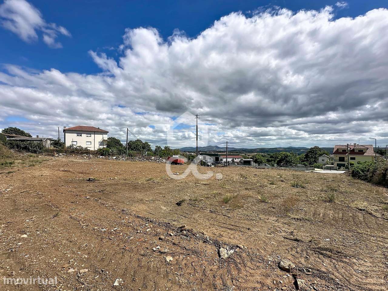 Lote para construção de uma moradia em Carrazedo de Montenegro-6
