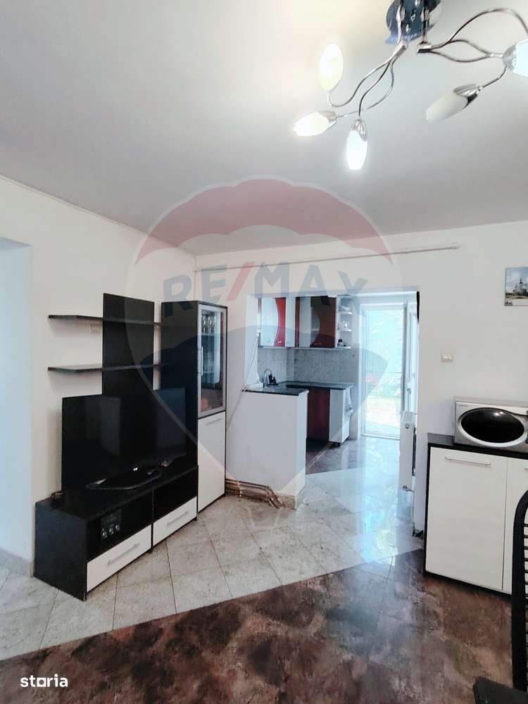 Casa de inchiriat in Centrul Vechi – ideala pentru locuinta sau birou - Imagine principală: 4/19