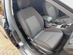 Ford Mondeo 1.6 Ambiente - 32