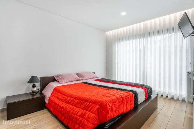 Moradia T4 à venda em Vila Verde - Loureira-16