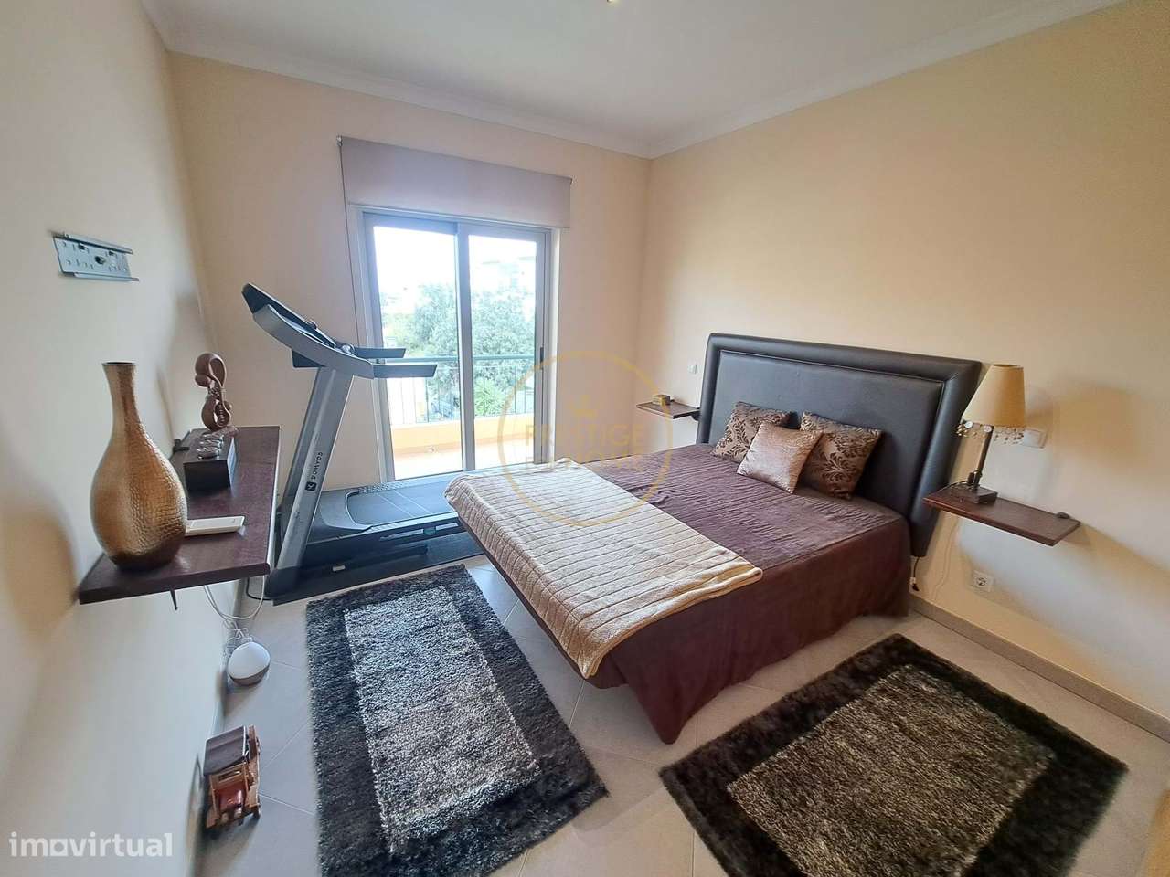 Apartamento T3 de Qualidade Superior com Garagem em Box, Arrecadação e-33