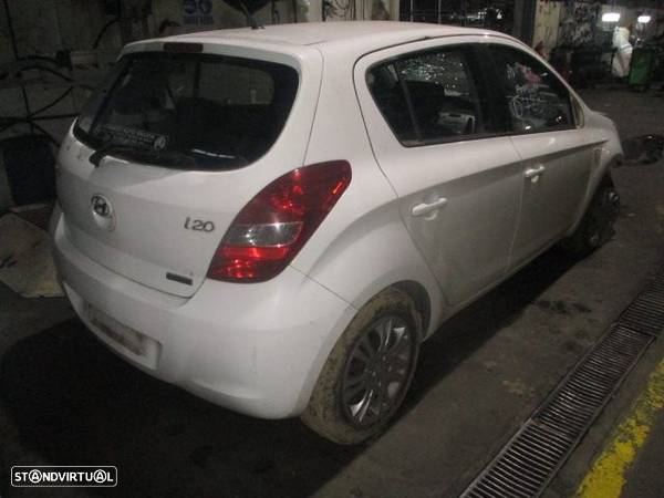 Carro MOT: D4FC CXVEL: M5CF2-1 HYUNDAI  I20 1 FASE 1 2009 1.4CRDI 90CV 5P BRANCO DIESEL - 1