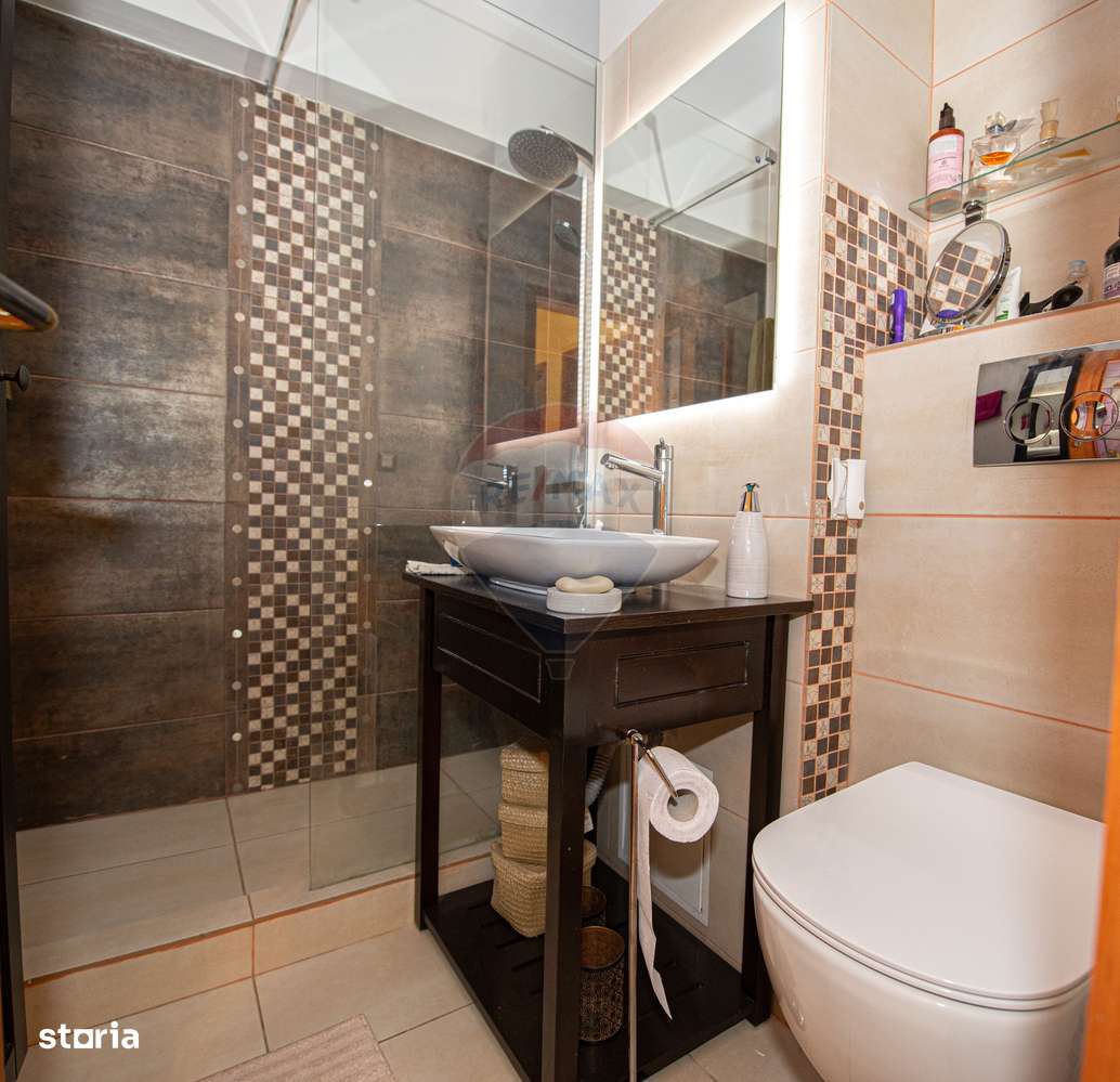 Apartamet 3 camere de vanzare bld Nicolae Titulescu Victoriei-12