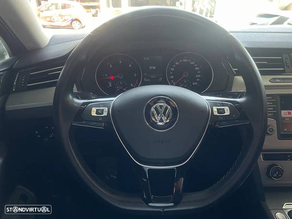 VW Passat Variant 1.6 TDI BlueMotion - 6