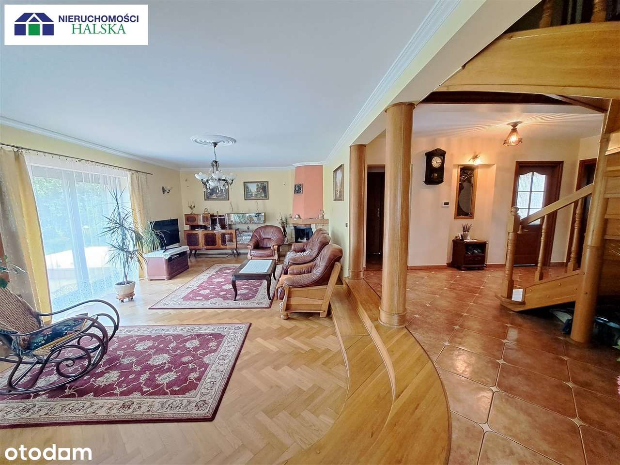 Dom na sprzedaż w mieście z dużą działką-10