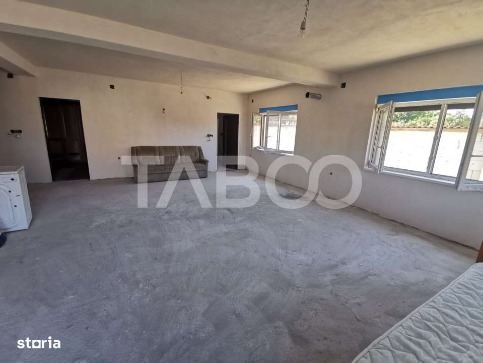 Casa individuala cu 5 camere in localitatea Miercurea Sibiului - Imagine principală: 3/10