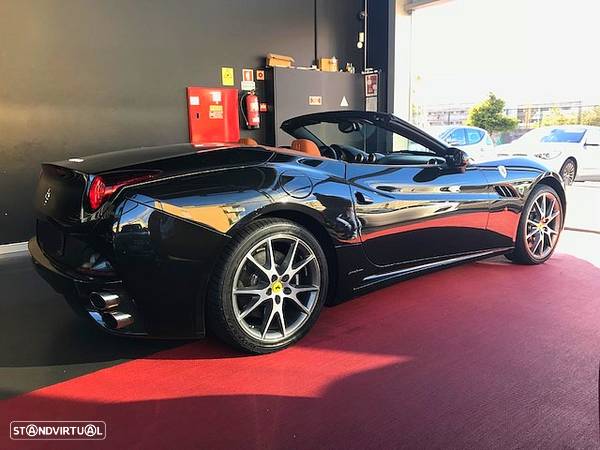 Ferrari California - 11
