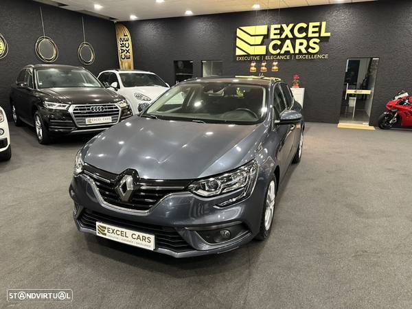 Renault Mégane 1.5 Blue dCi Intens EDC - 19