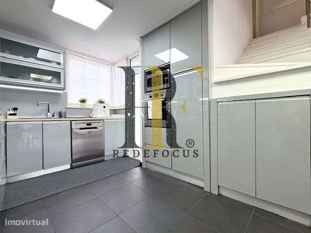 Moradia T3 Renovada com terraço em Ovar-11