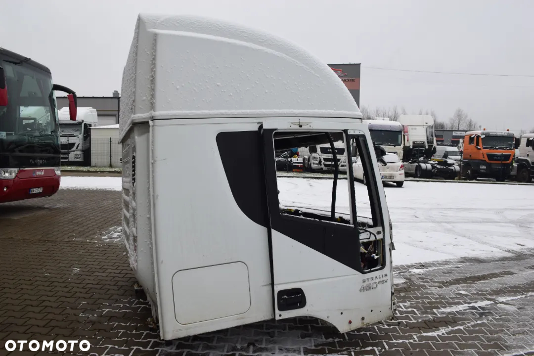 SZKIELET WRAZ Z DRZWIAMI KABINY IVECO STRALIS E5 - 6