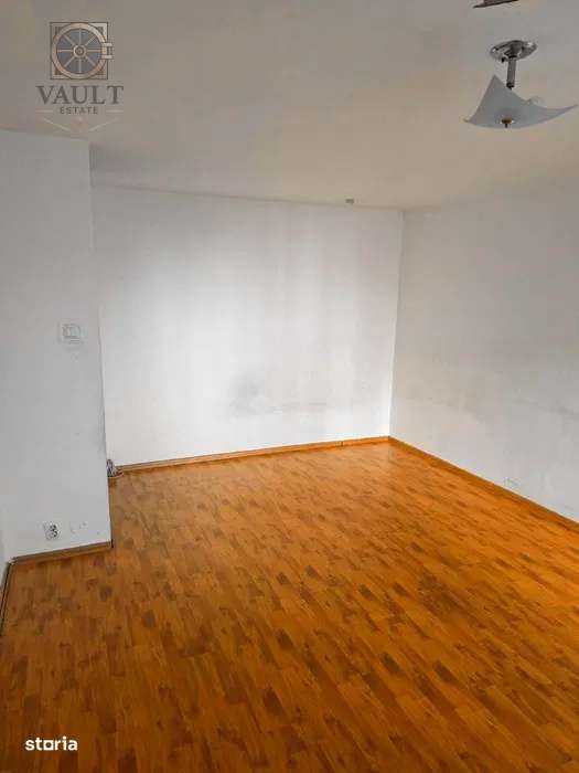 Garsoniera Titan - Imagine principală: 1/6