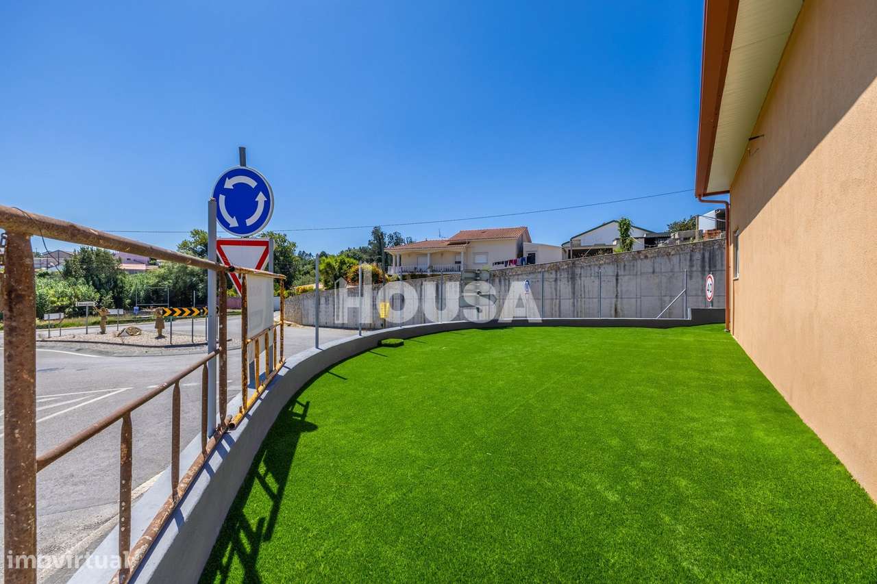 Moradia T3 Renovada | Azoia – Leiria-27