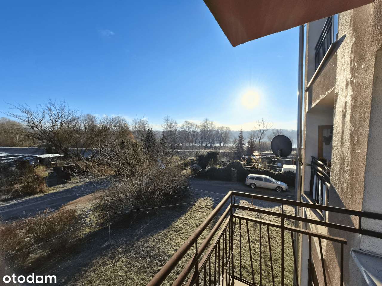 48 m² I piętro, balkon z widokiem na Wisłę, spokojna okolica-4