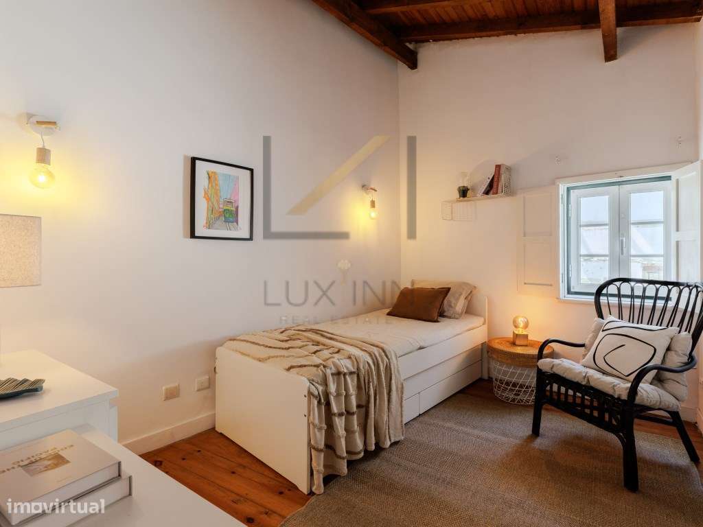 Apartamento T2 em Alfama, excelente localização-16