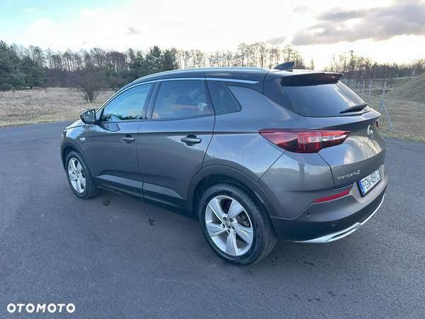 Opel Grandland X 1.2 T GPF Design&Tech S&S - 6