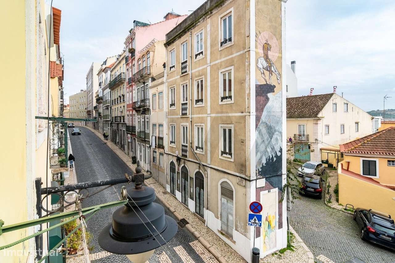 T2 Duplex com Vista Rio para Arrendamento | Estrela, Lisboa - Grande imagem: 2/33