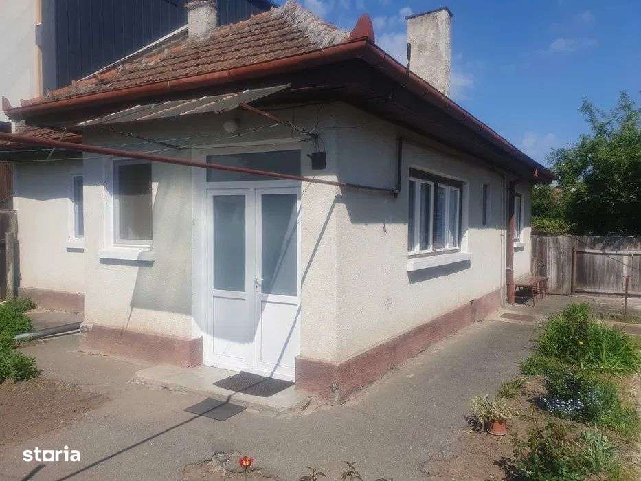 Casa 2 camere, 90 mp zona Florilor - Imagine principală: 3/4