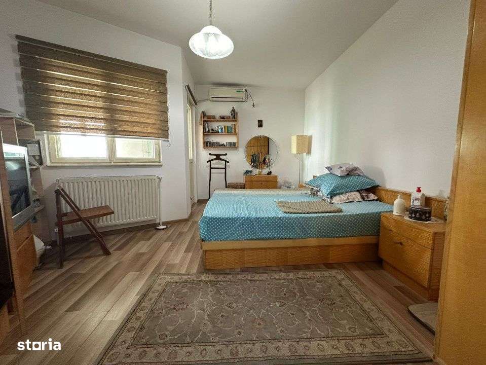 Apartament 3 camere Calarasilor, suprafata 91mp, etaj intermediar. - Imagine principală: 2/9