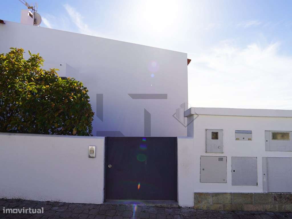 Moradia V4 com Piscina para Venda na Comporta-12