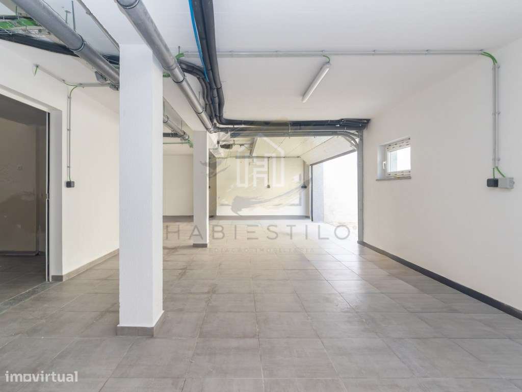 Moradias novas situadas na zona histórica de Azeitão-12