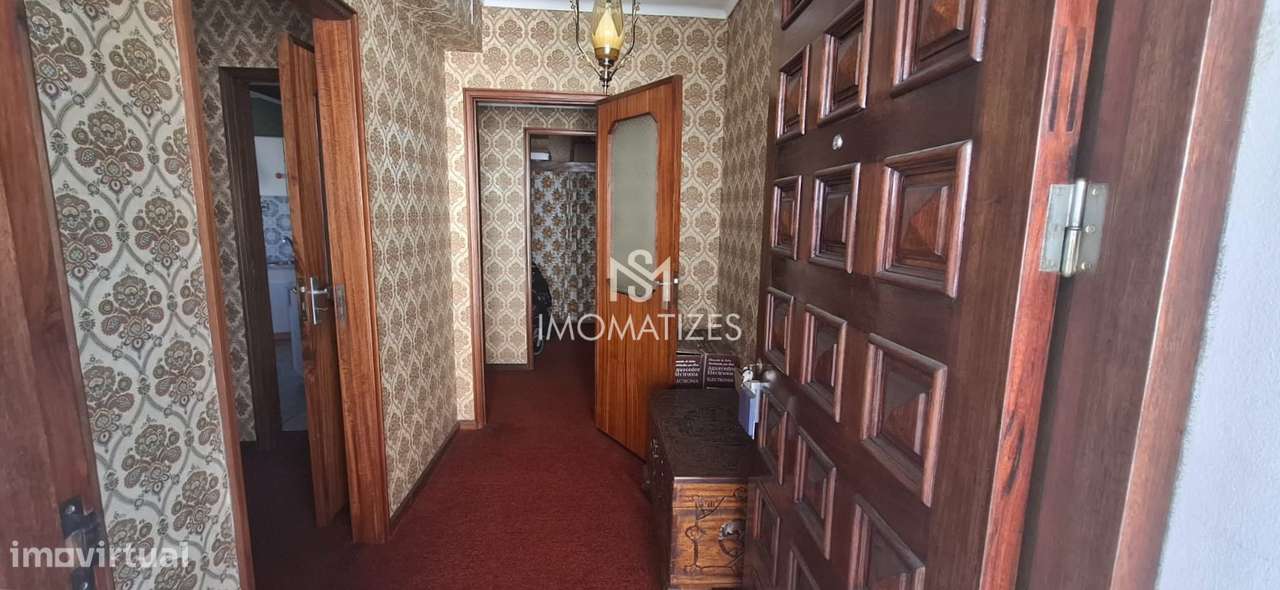 Moradia Bifamiliar T3+T3 em Nogueira da Maia-17