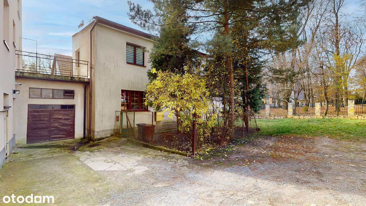 Dom w centrum Chrzanowa – idealny dla rodziny lub pod działalność!-13