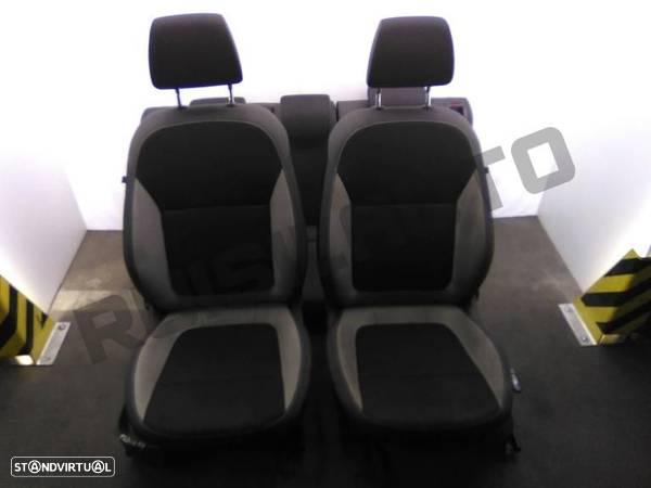 Conjunto Bancos  Skoda Fabia Iii (nj3) 1.0 Tsi [2014_2022] - 1