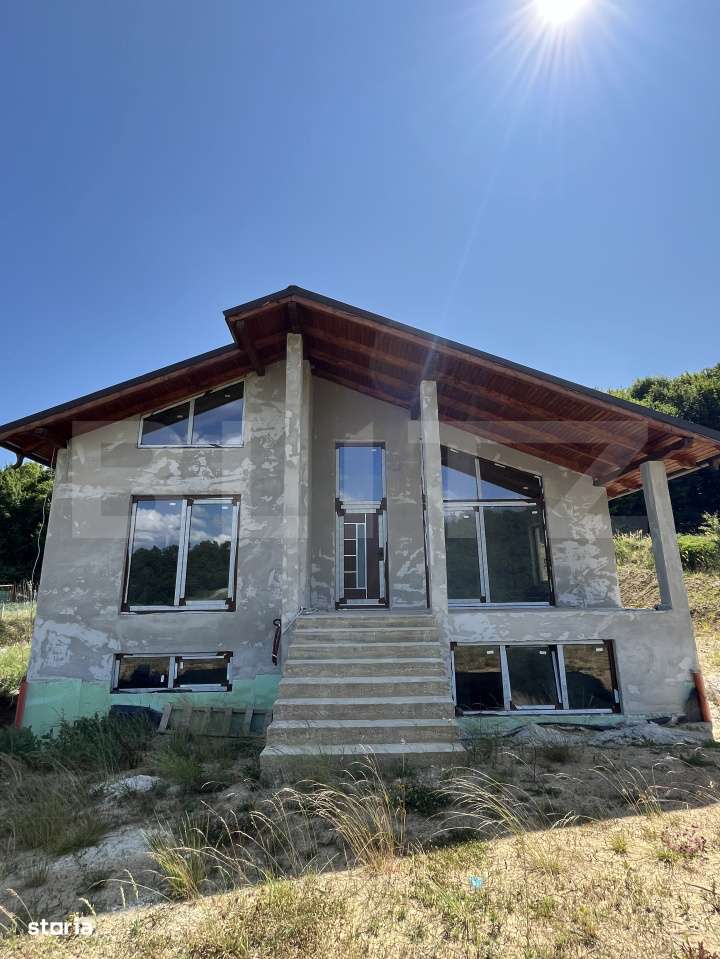 Casa cu panorama deosebita pe Dealul Jelni – 10 ari de teren, stadiu - Imagine principală: 2/19