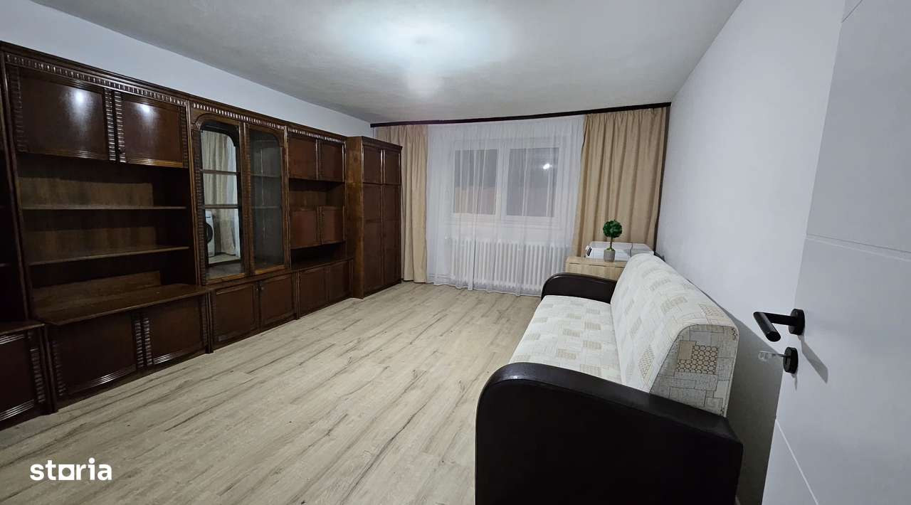 Casa 5 camere - 460 mpTeren- Zona Turnisor-4