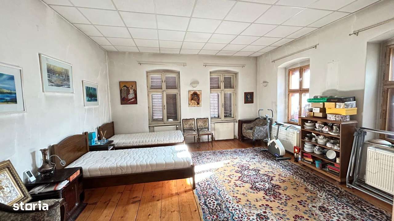 Casa Rasnov cu garaj-1