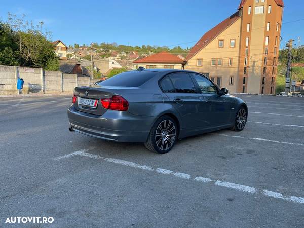 BMW Seria 3 - 20