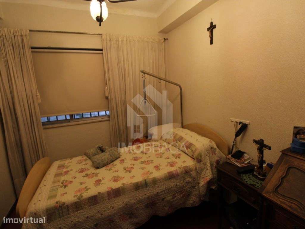 Venda Andar Moradia T2, em Real (Braga)-9