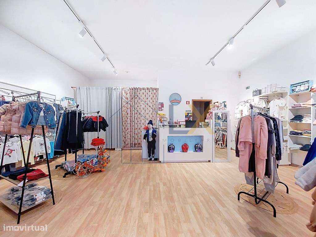 Oportunidade ÚNICA de Trespasse - Loja de Moda Infantil e Juvenil n...-8