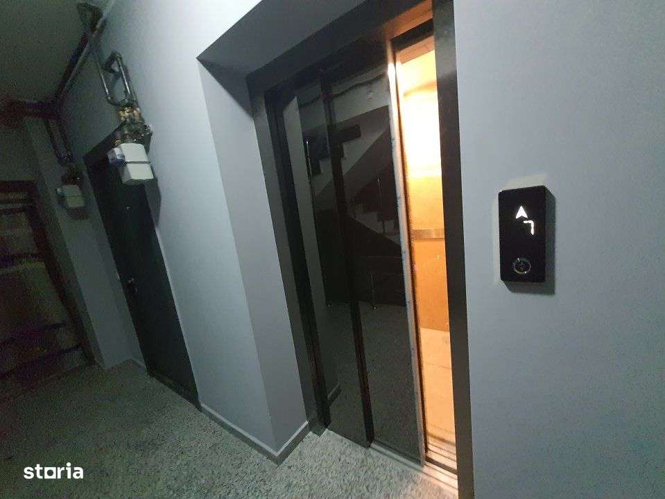 BLOC NOU-INEL II ELIBERARII - APARTAMENT SPATIOS CU 3 CAMERE VEDERE BI-14