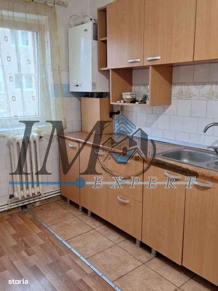 Apartament 3 camere suprafata 75 mp zona Cetate Piata et. 3 - Imagine principală: 4/6